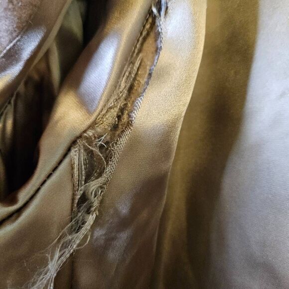 London Fog mens wool dress coat, camel.  Size 42. - Picture 3 of 5